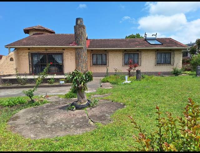 3 BEDROOM HOUSE FOR SALE IN CRAIGIEBURN